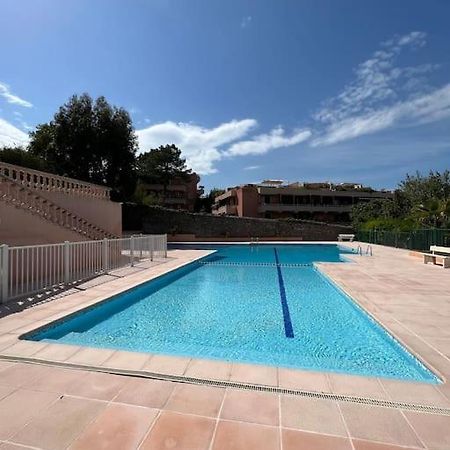 Appartement Avec Jardin Au Coeur De Saint-Tropez. Extérieur photo