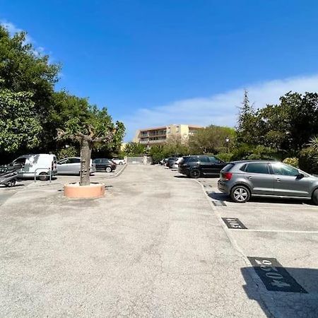 Appartement Avec Jardin Au Coeur De Saint-Tropez. Extérieur photo