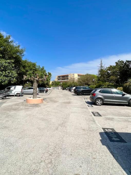 Appartement Avec Jardin Au Coeur De Saint-Tropez. Extérieur photo